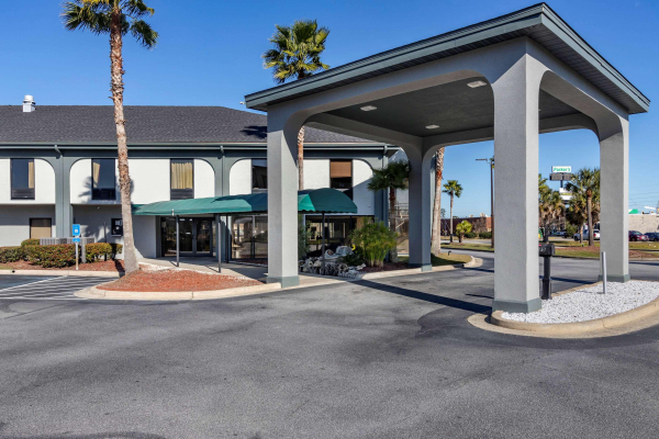 Best offers for Quality Inn Brunswick Brunswick 