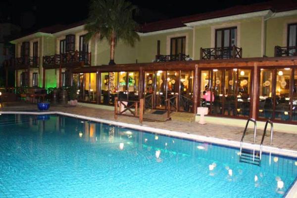 أفضل العروض ل فندق بلا فيوارت بوتيك كيرينيا