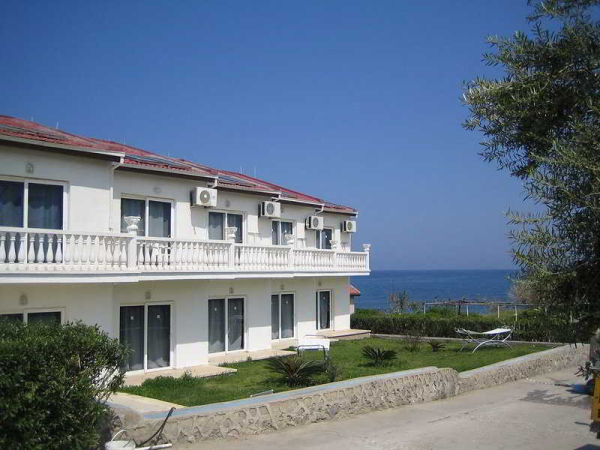 أفضل العروض ل موسك يويتو بيتش كلاب كيرينيا