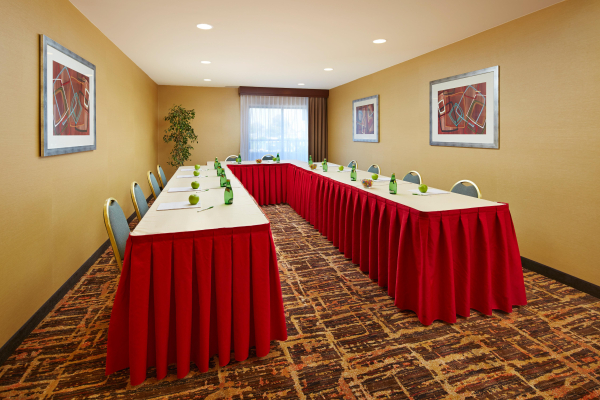 Best offers for Holiday Inn Hotel & Suites Santa Maria California City 