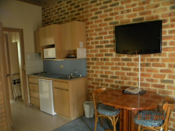 Best offers for Mahogany Park Melbourne