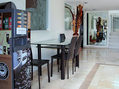 أفضل العروض ل ريسيدينثي ل´ يريتاخي يبوليتو تايني باى بلويباي زونا نورت