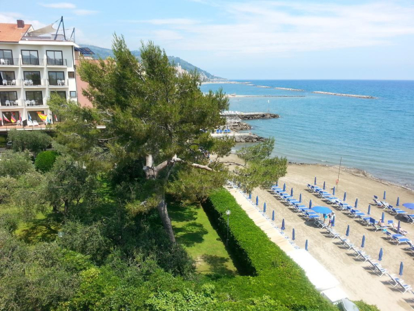 Best offers for Diana Majestic Neapolitan Riviera