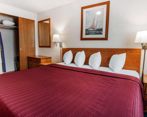 Best offers for Quality Inn & Suites Bremerton Near Naval Shipyard Longview