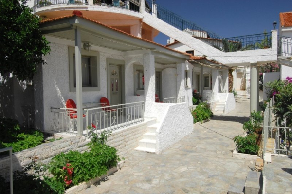 Best offers for Makis Apartments Skala Kefalonias