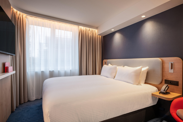 Best offers for Holiday Inn Express & Suites Ghent Ghent