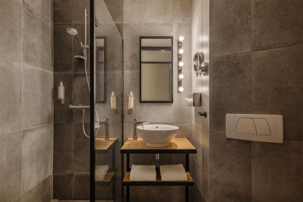 Best offers for Leonardo Hotel Groningen City Center Groningen