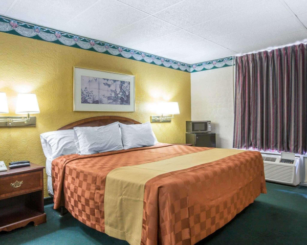 Best offers for Rodeway Inn Gadsden 1-59 Exit 183 Gadsden 