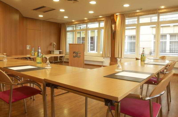 أفضل العروض ل فندق سيتى فرانكفورت باد فيلبيل فرانكفورت