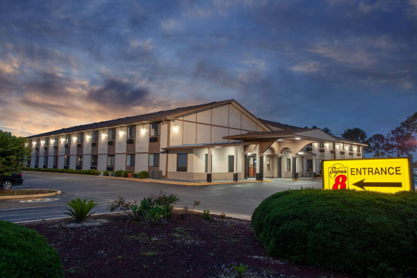 Best offers for Super 8 By Wyndham Waycross Ga Waycross