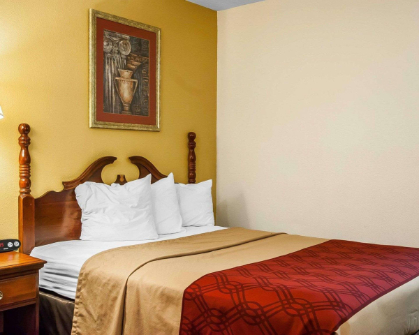 Best offers for Econo Lodge Dyersburg Dyersburg
