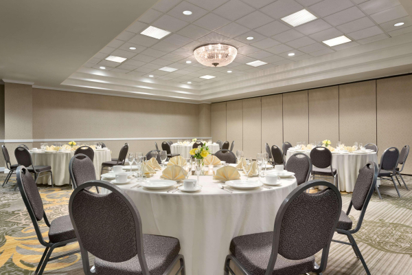 Best offers for Embassy Suites By Hilton Newark Wilmington South Delaware 