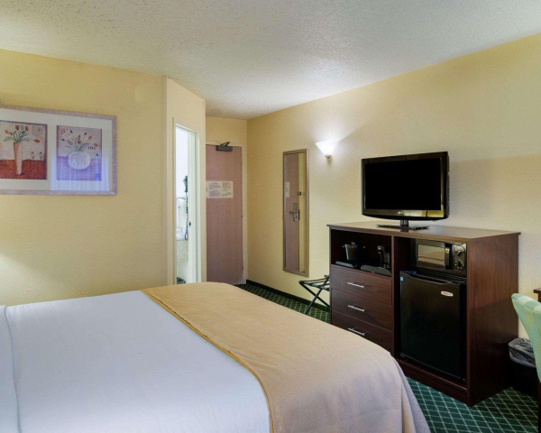 Best offers for Quality Inn Newark Delaware