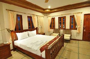 Chalong Villa Resort & Spa