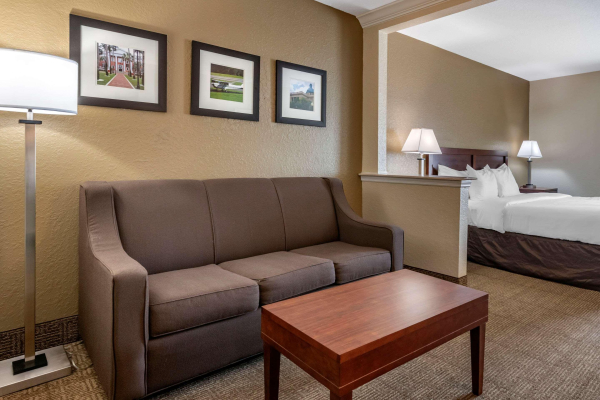 Best offers for Comfort Inn & Suites Deland - Near University De Bary 