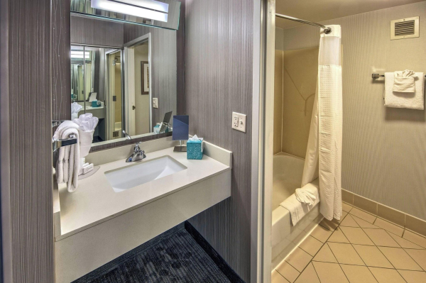 Best offers for Courtyard Springfield Springfield