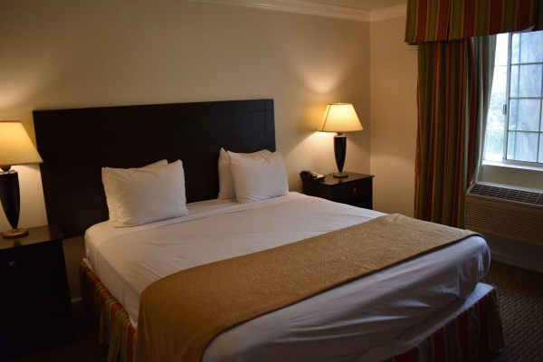 Best offers for Best Western Colonial Inn Central Valley