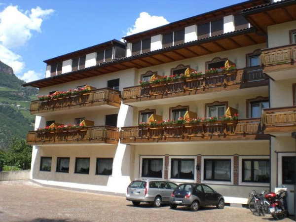 Best offers for Chrys Moena