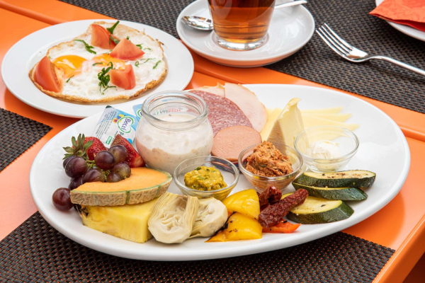 Best offers for Grenzfall Berlin
