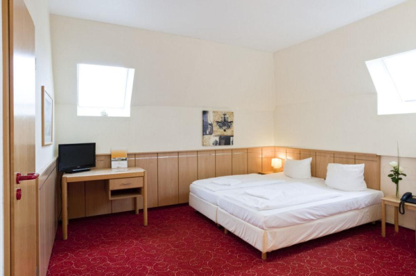 Best offers for Alte Feuerwache Berlin