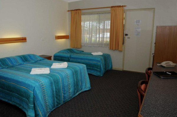 Best offers for Bucketts Way Motel and Restaurant North Coast