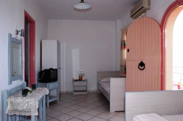 Best offers for Creta Star Achlia