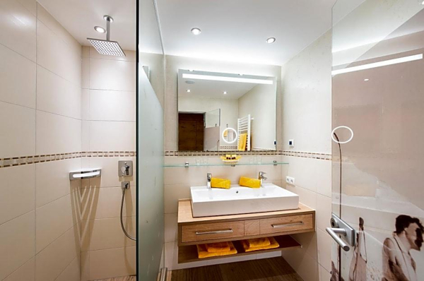 أفضل العروض ل فندق سبورت فيتال كينترال هينترتاكس