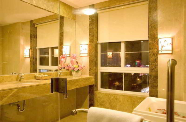 Best offers for Moon Light Hue