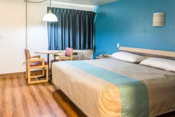 Best offers for Motel 6 Albany Albany 