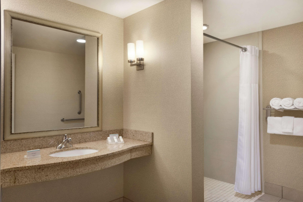Best offers for Hilton Garden Inn Minneapolis Downtown Minneapolis