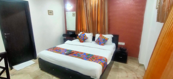 Best offers for Jeniffer Inn New Delhi