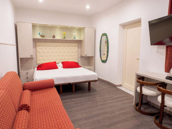 أفضل العروض ل  متا دي سورنتو