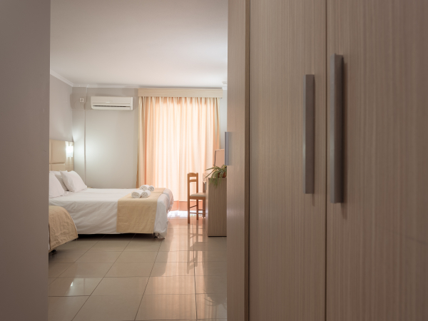 Best offers for Tsilivi Admiral Tsilivis