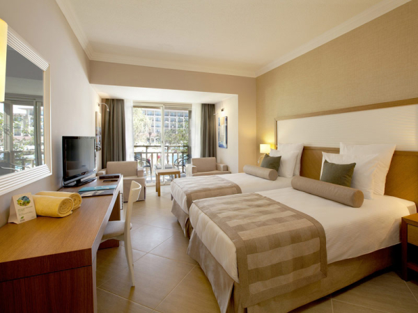 Best offers for Paloma Oceana Side