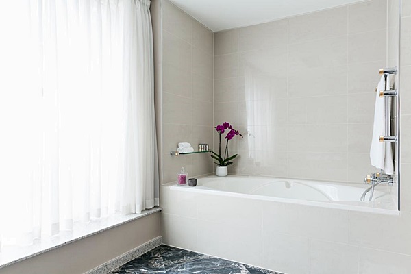 أفضل العروض ل فندق رييسانس بروسسلس بروكسل