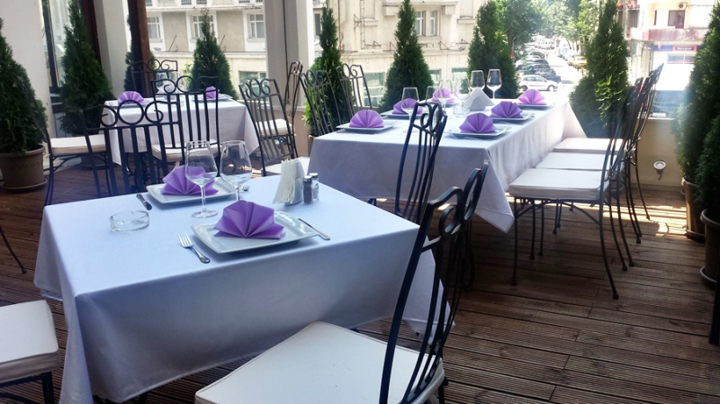 أفضل العروض ل امباسادور ب يوتشارسان بوخارست