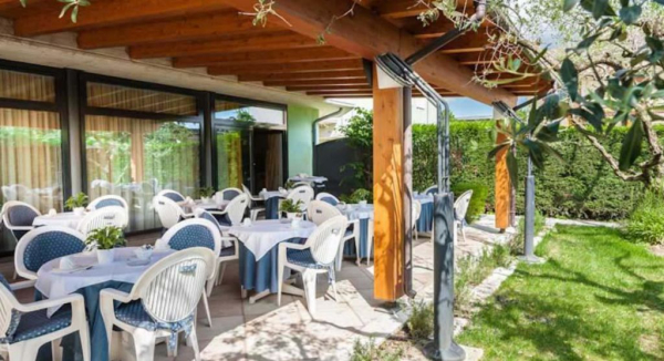 أفضل العروض ل فندق بست وسترن تاريزمو سان مارتينو بوونالبرجو