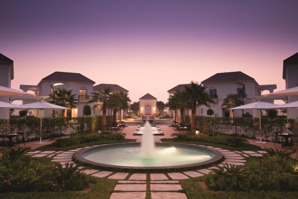 أفضل العروض ل منتجع movenpick beach al khobar الخبر