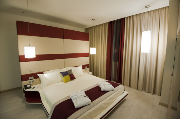 أفضل العروض ل فندق اس ليمبيات فيرا ميلانو