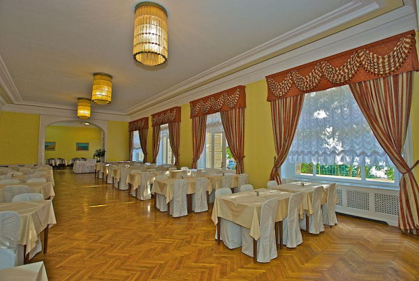 Best offers for Riviera Pula