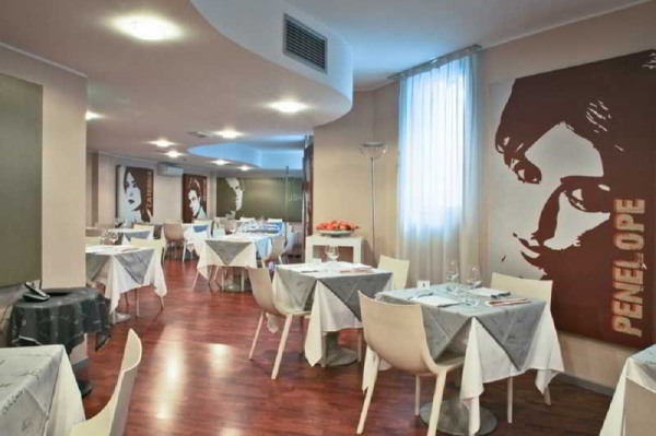 أفضل العروض ل فندق سانديوس ميلانو