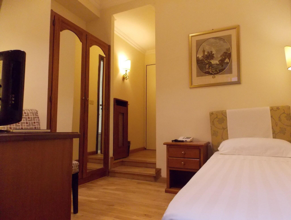 Best offers for Cortina Rome