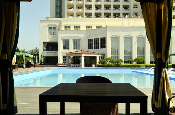 Best offers for Kensington Flora Pyeongchang