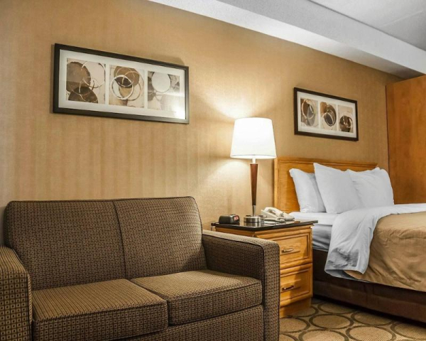 Best offers for Comfort Inn Laval Laval