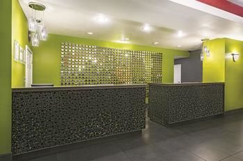 Best offers for La Quinta Inn & Suites Laredo Airport Laredo 