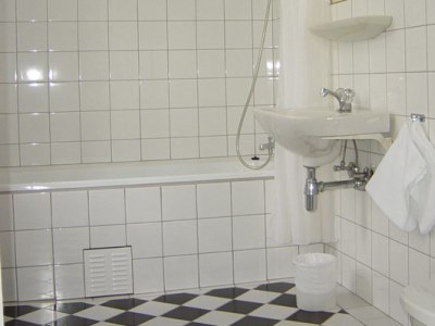 Best offers for LINDSTROM Laerdalsoyri