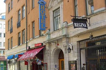Best offers for QUEEN'S Stockholm