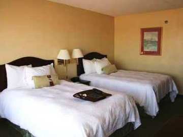 Best offers for HAMPTON INN CHICAGO GURNEE Gurnee