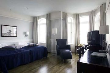 Best offers for CLARION COLLECTION AMANDA Haugesund