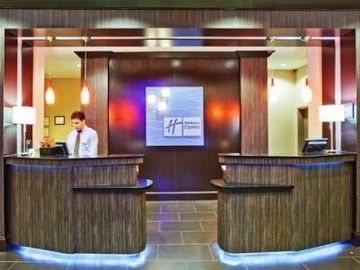 Best offers for HOLIDAY INN EXPRESS DALLAS GALLERIA AREA Dallas 